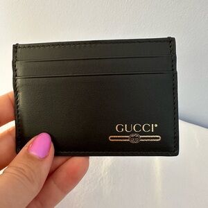 NWOT Gucci Card Case Holder Black Leather GG gold logo authentic NEW